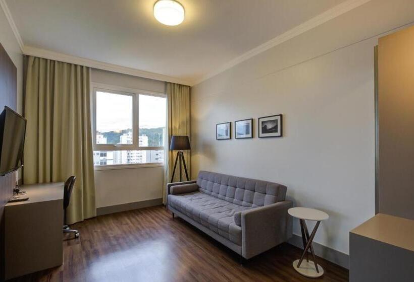 스위트, Slaviero Blumenau