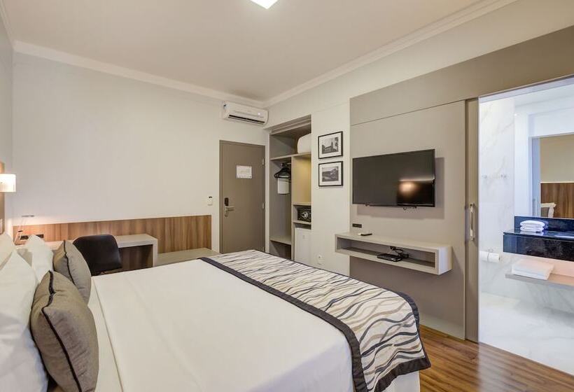 디럭스 룸, Slaviero Blumenau