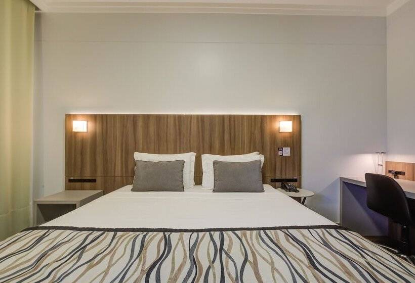 디럭스 룸, Slaviero Blumenau