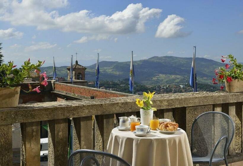 Suite with Terrace, Titano Suites