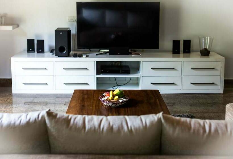 디럭스 스위트, Villa White Queen