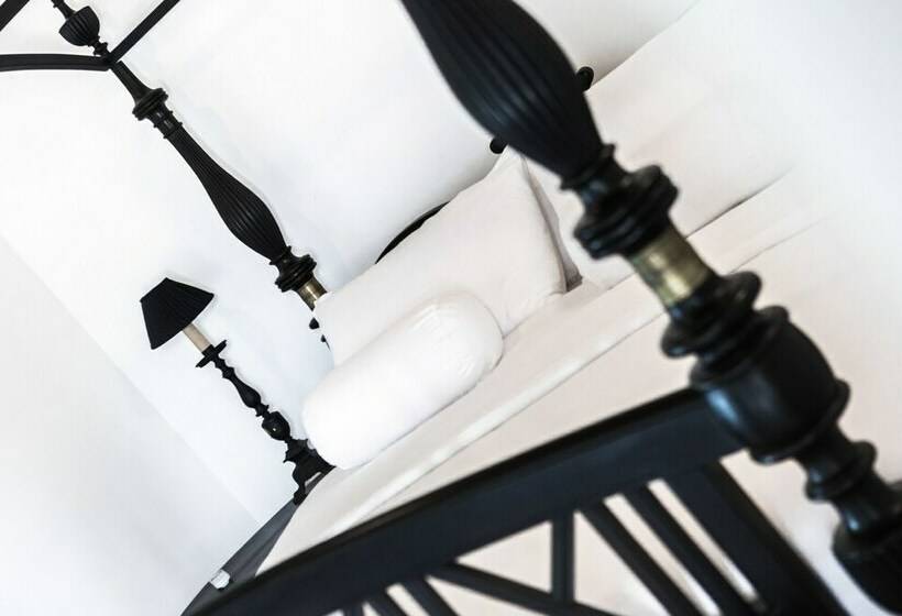 Люкс Deluxe Кровать Кинг, Villa White Queen