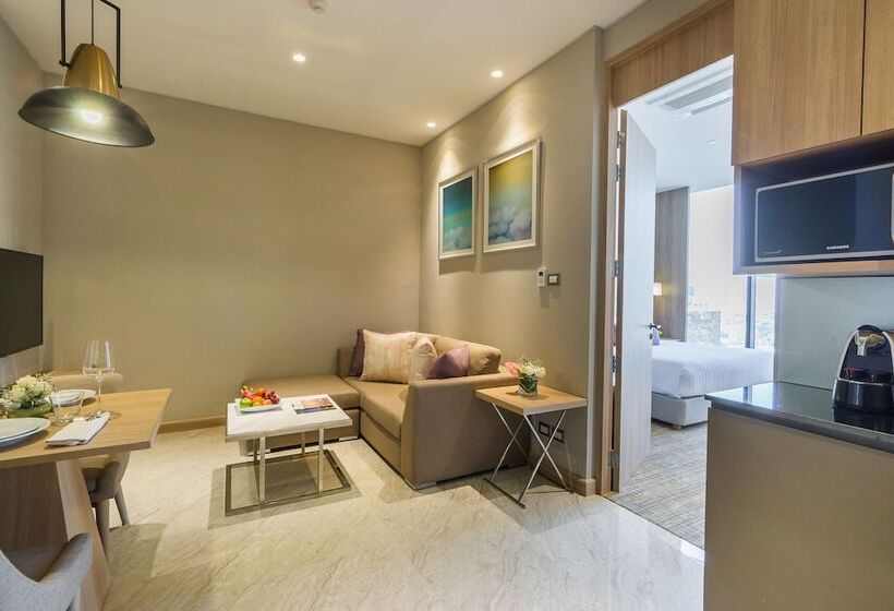 جناح, Skyview Hotel Bangkok Sukhumvit