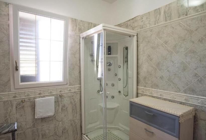 スイート(家族用), B&b Alloggio In Villa Cristina