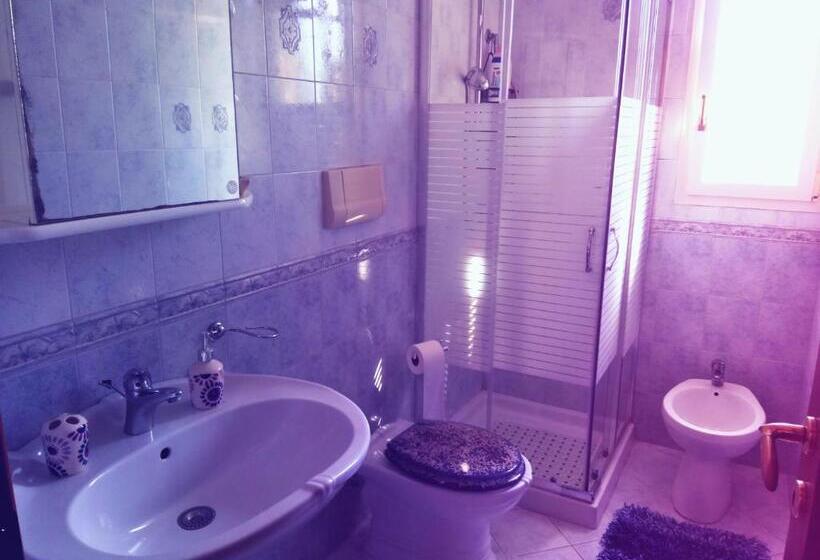 スタンダードルーム, B&b Alloggio In Villa Cristina