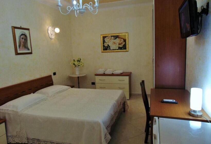 エコノミートリプルルーム, B&b Alloggio In Villa Cristina