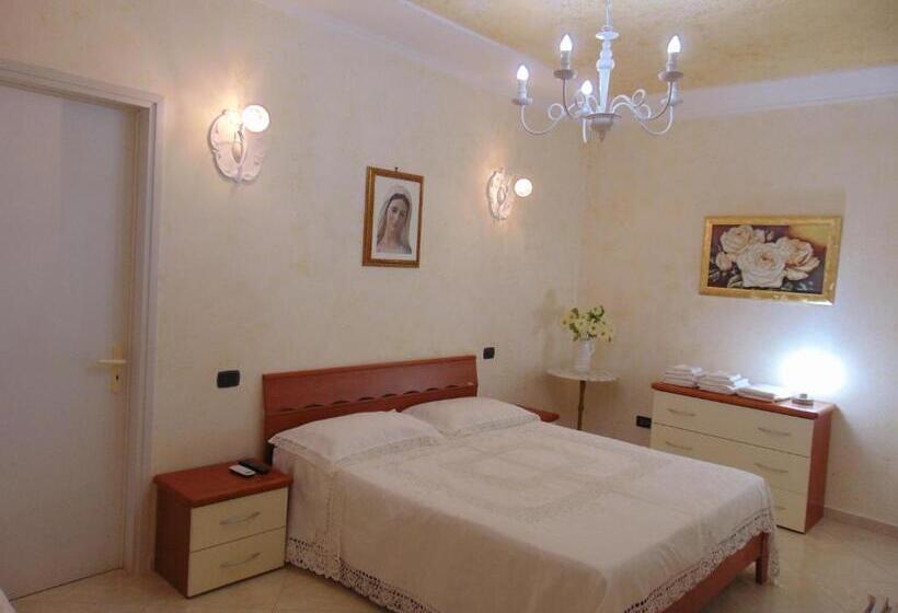 エコノミートリプルルーム, B&b Alloggio In Villa Cristina