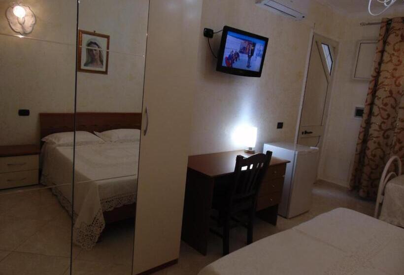 エコノミートリプルルーム, B&b Alloggio In Villa Cristina