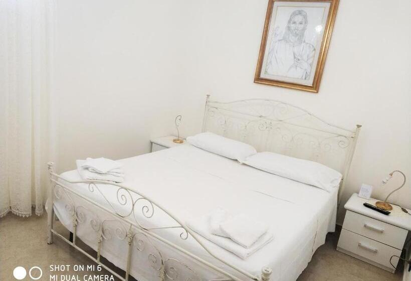 2ベッドルームアパートメント, B&b Alloggio In Villa Cristina