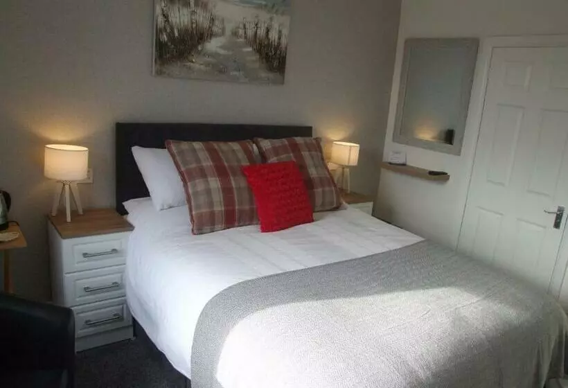 اتاق استاندارد با تخت بزرگ, Coach Guest House