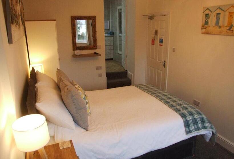Стандартный Номер Кровать Кинг, Coach Guest House