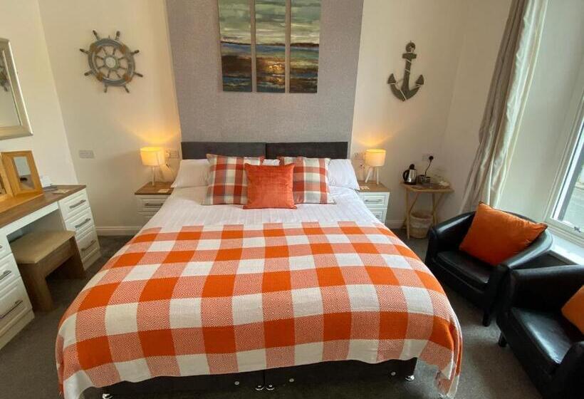 デラックスルーム, Coach Guest House