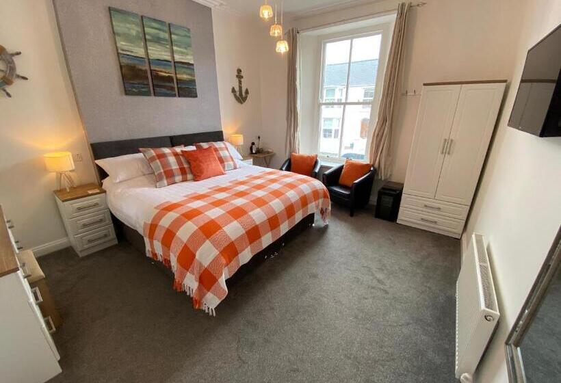 デラックスルーム, Coach Guest House