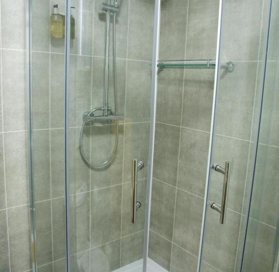 スタンダードルーム, Coach Guest House