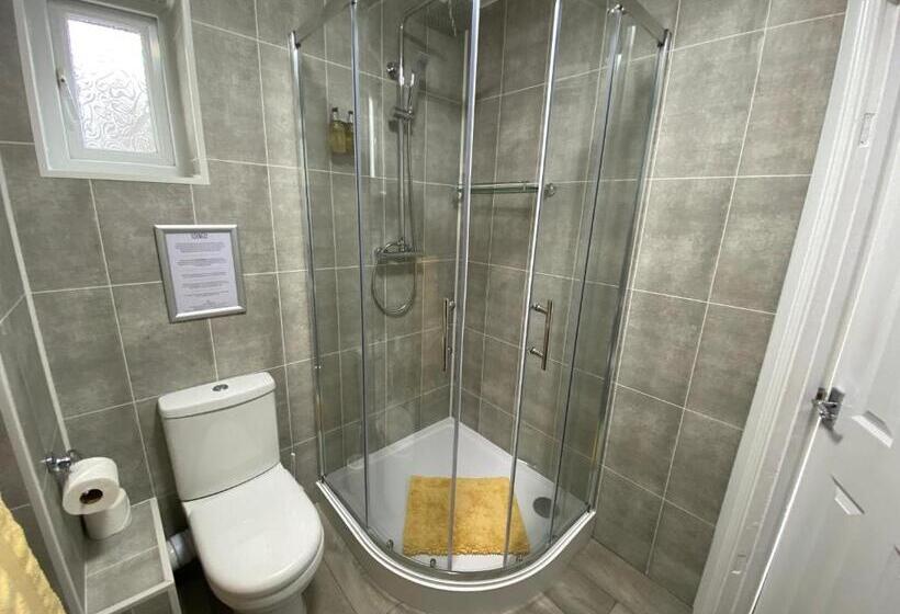 Номер Стандарт, Coach Guest House