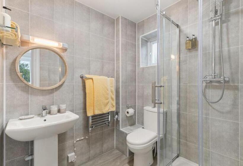 スタンダードルーム, Coach Guest House