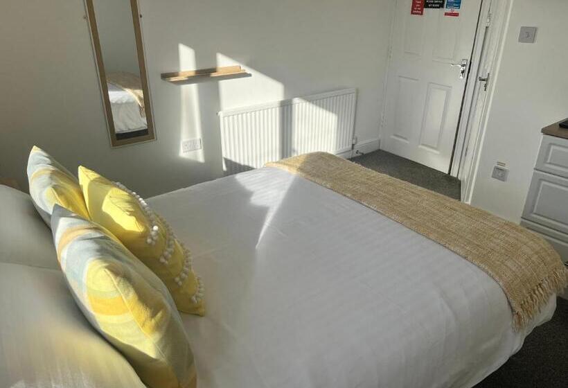 スタンダードルーム, Coach Guest House