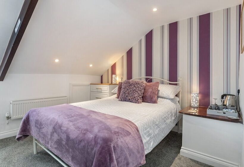 スタンダードトリプルルーム, Coach Guest House