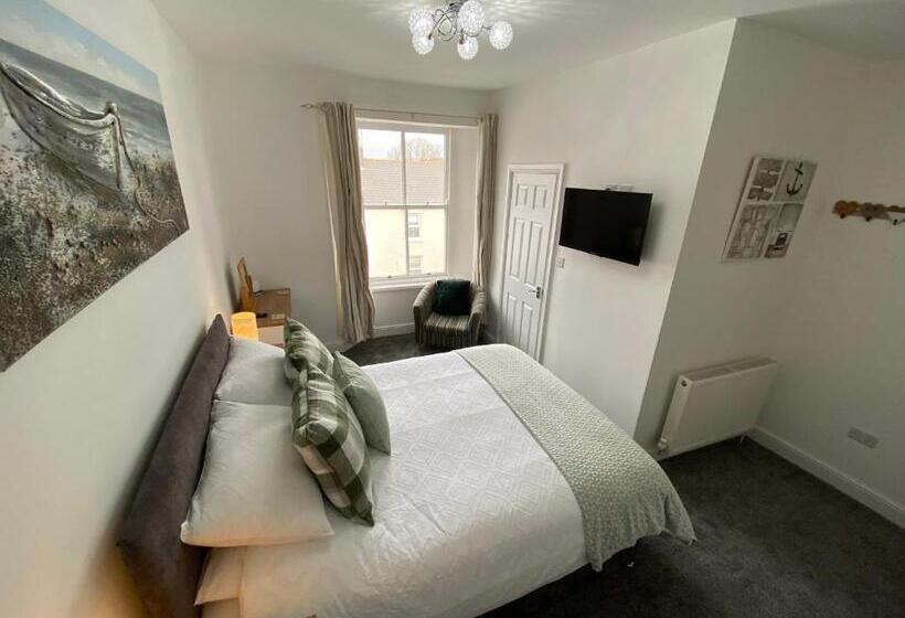Номер Deluxe Кровать Кинг, Coach Guest House