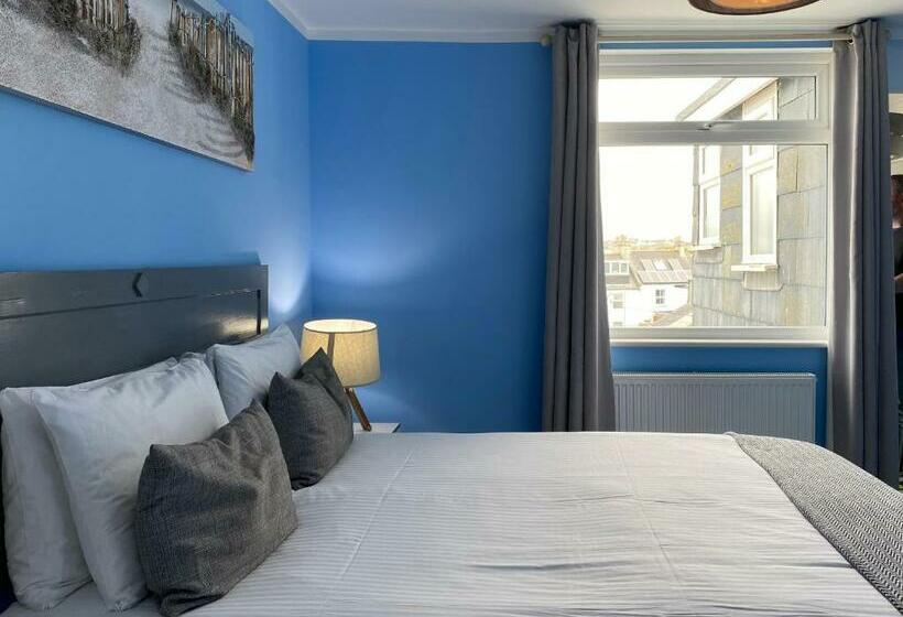 キングサイズベッドのスタンダードルーム, The Lyncroft