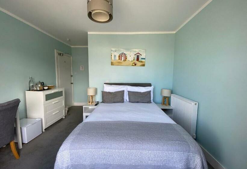 オーシャンビュースタンダードルーム, The Lyncroft