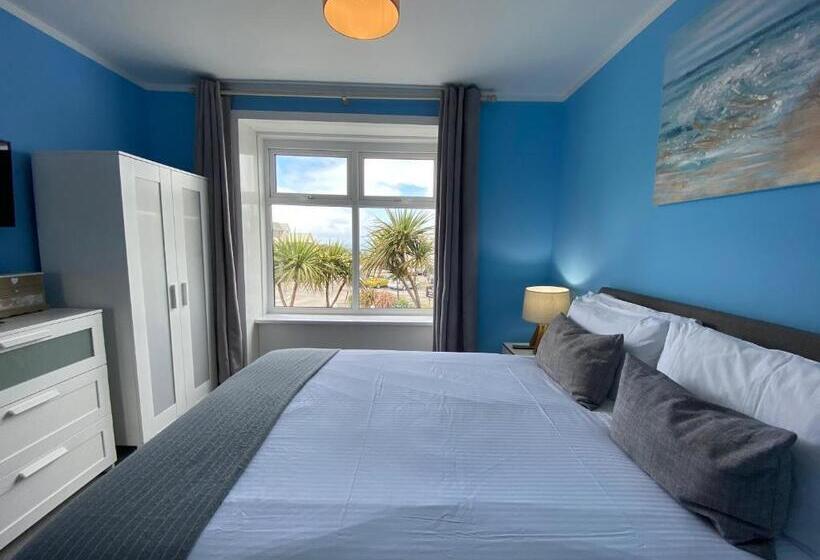 オーシャンビュージュニアスイート, The Lyncroft