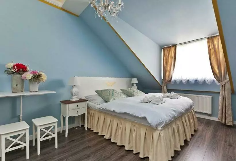 استودیوی سوپریور, Cathedral Prague Apartments