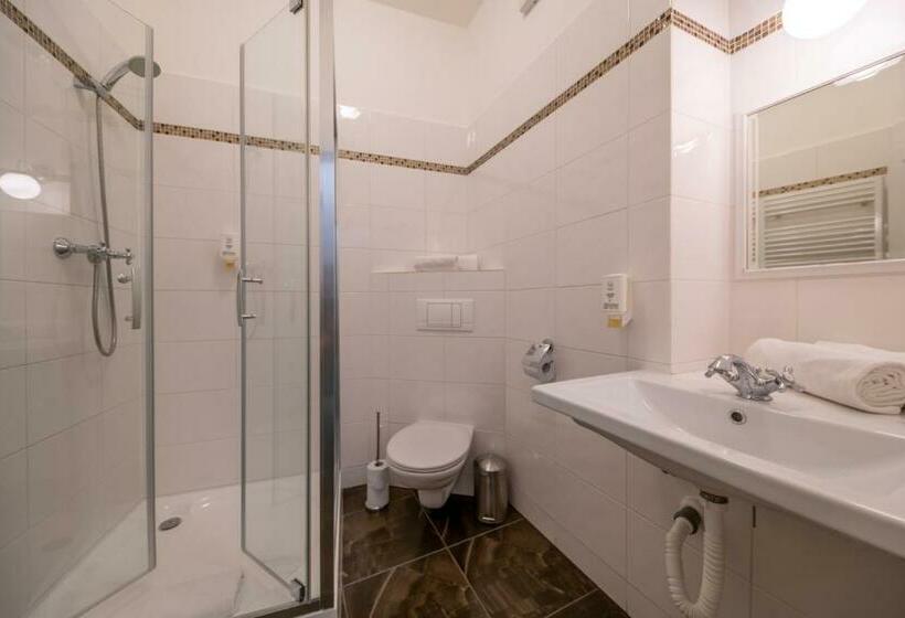 Quarto Estandar, Cathedral Prague Apartments