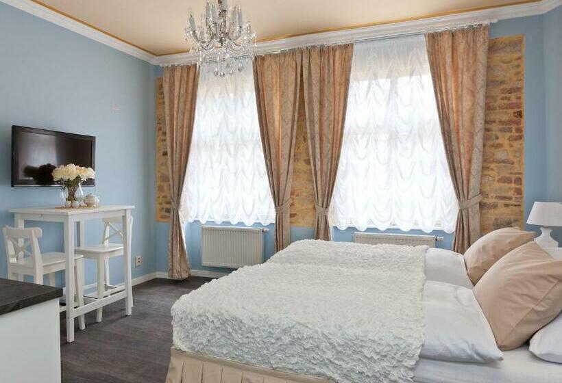 استودیوی سوپریور, Cathedral Prague Apartments