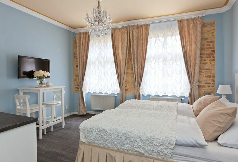 استودیوی سوپریور, Cathedral Prague Apartments