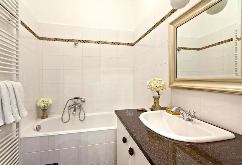 استودیوی سوپریور, Cathedral Prague Apartments