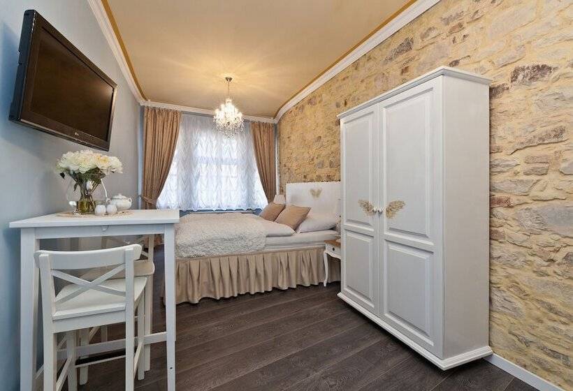 استودیو اجرایی, Cathedral Prague Apartments
