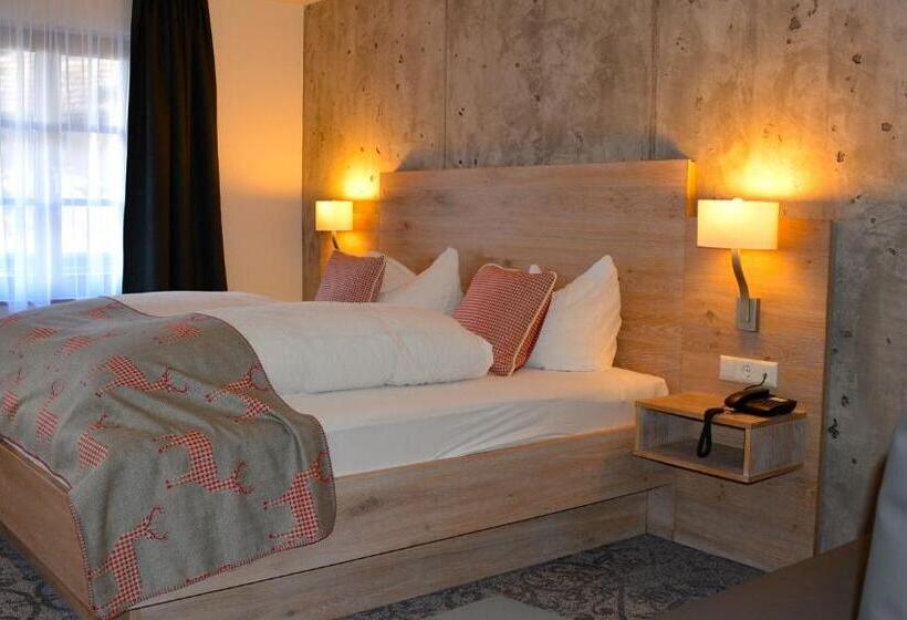 Quarto standart individual, Genusshotel Hirschen   Erholung Im Grünen