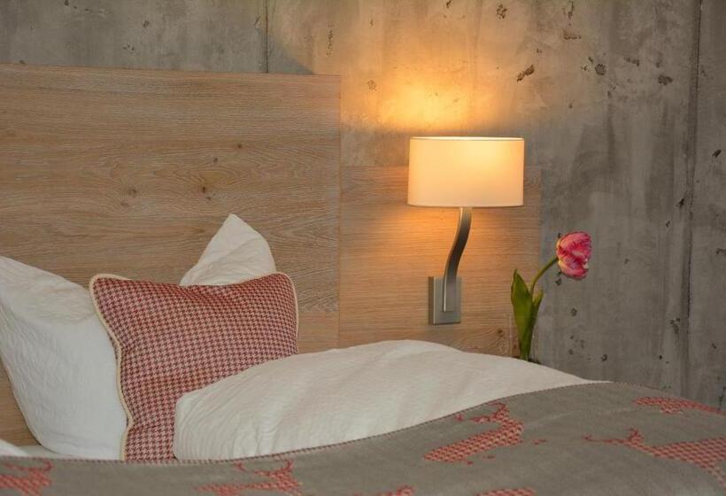 Quarto Comfort com Varanda, Genusshotel Hirschen   Erholung Im Grünen