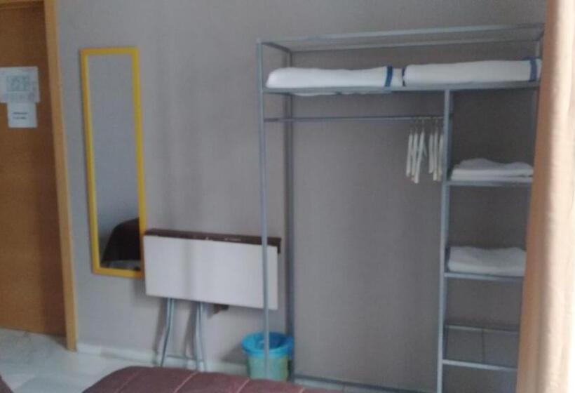 اتاق استاندارد, Granada Old Town Hostel