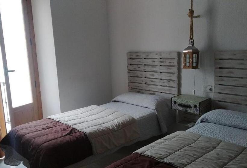 اتاق استاندارد, Granada Old Town Hostel