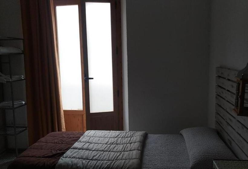 اتاق استاندارد, Granada Old Town Hostel