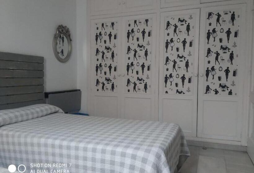 اتاق استاندارد, Granada Old Town Hostel