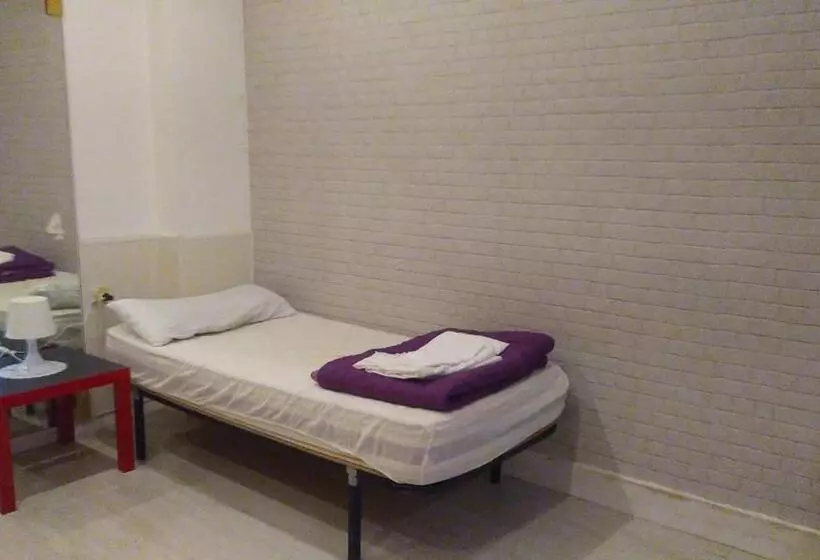 تختخواب در اتاق مشترک, Granada Old Town Hostel