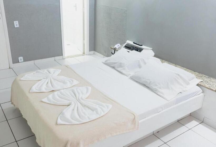 スタンダードルーム, Avenida