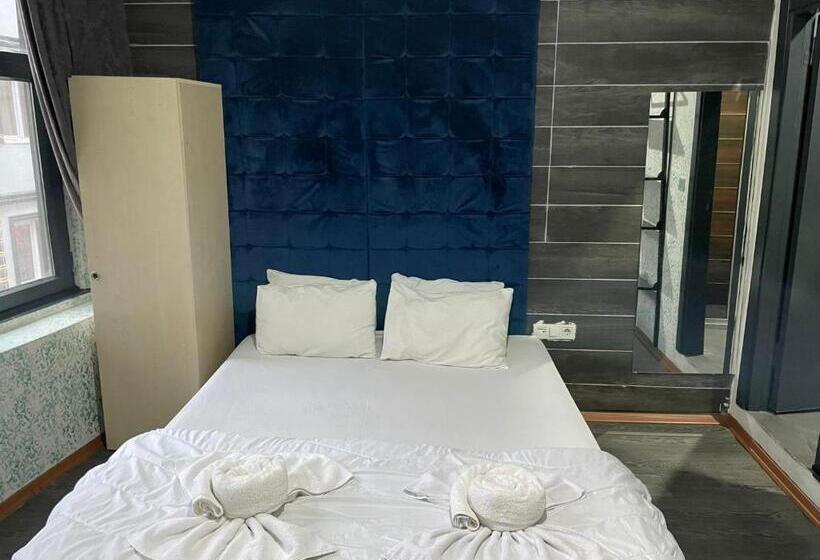 スーペリアールーム, Pera Suites & Studios