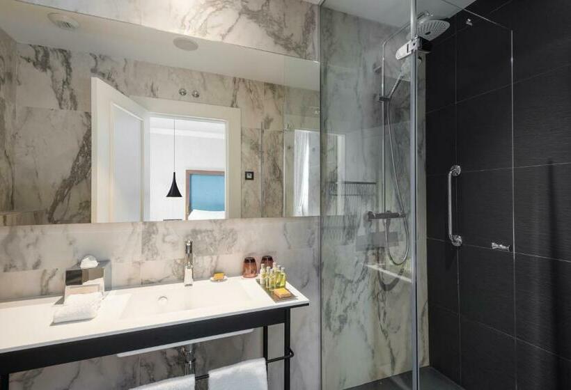 اتاق استاندارد با تخت بزرگ, Doubletree By Hilton Madrid Prado