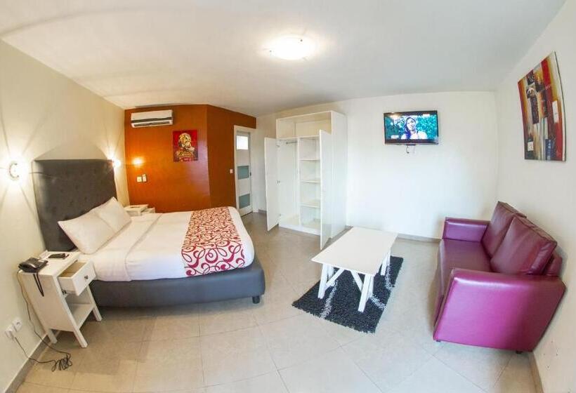 سوئیت با وان آب گرم, Détente Hôtel