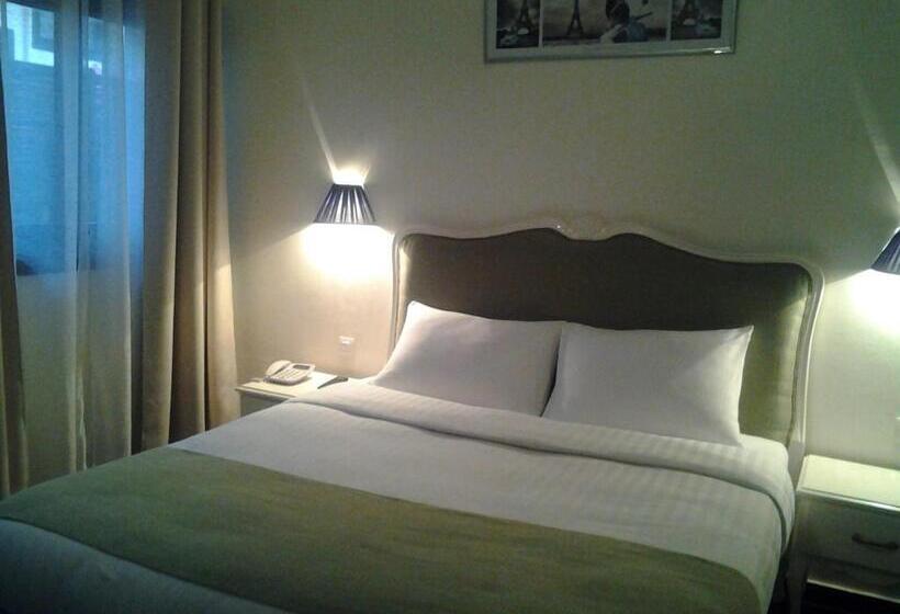 سوییت لوکس, Détente Hôtel