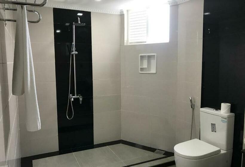 غرفة سوبيريور ثلاثية, Elegant