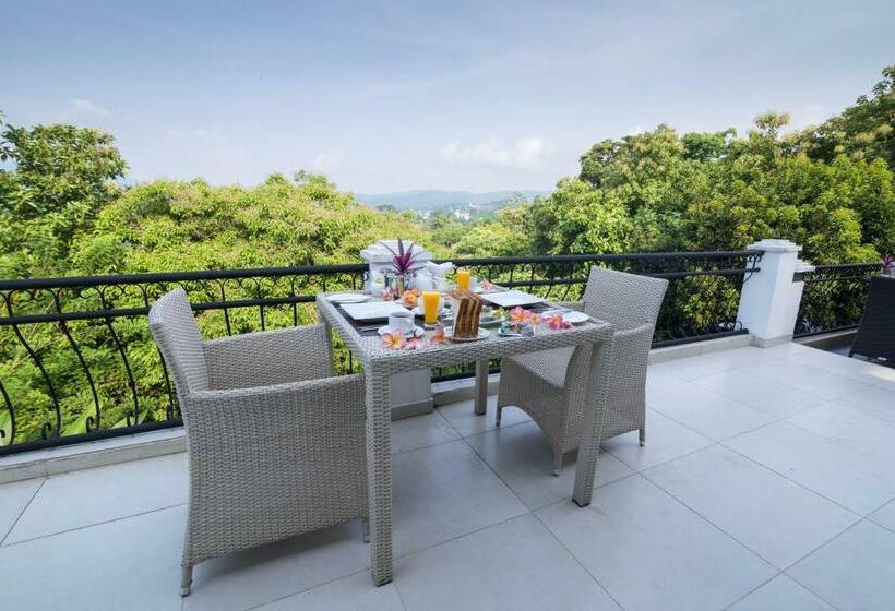 غرفة سوبيريور ثلاثية, Elegant