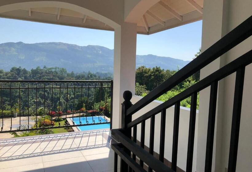 غرفة قياسية سرير كينج, Elegant