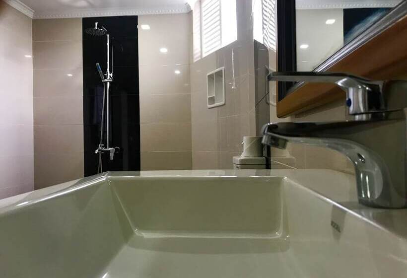 غرفة قياسية, Elegant