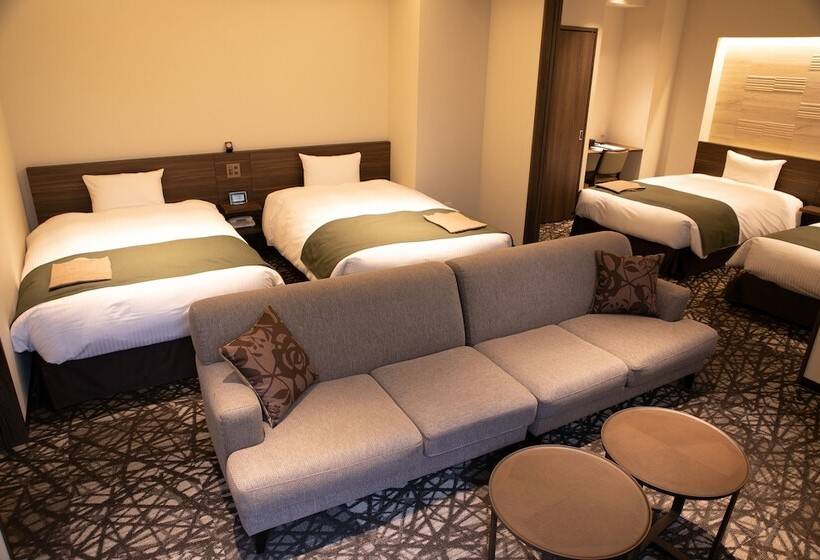 Camera Quadrupla Standard, Grandvert Kyukaruizawa