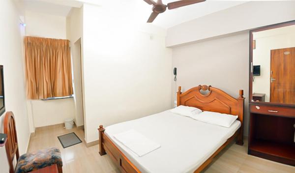 غرفة قياسية, Hare Krishna Inn